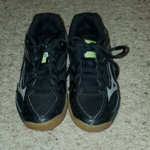 Black and Silver Mizuno Volleyball Court Shoes
